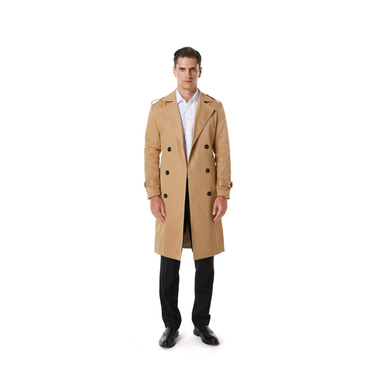Herren Knielanger Trenchcoat im klassischen Doppelreiher mit Schulterklappen und Taillengürtel Echoarchiv