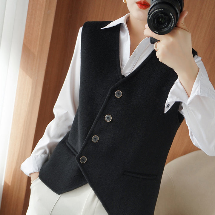 Damen Taillierte Wollmix‑Weste mit asymmetrischer Knopfleiste Echoarchiv