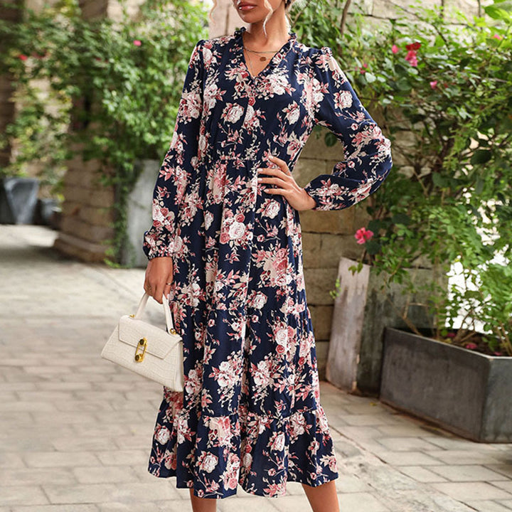 Damen Blumiges Viskose-Midikleid mit V‑Ausschnitt, Taillennaht und Stufenrock – Élara