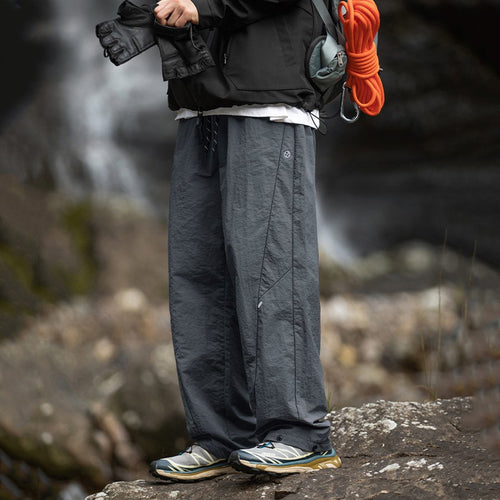 Herren Funktions-Trekkinghose mit multifunktionalen Taschen und atmungsaktivem Material Echoarchiv