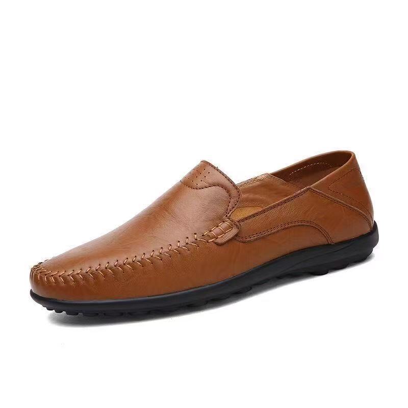 Herren Elegante Mokassins aus weichem Leder Echoarchiv