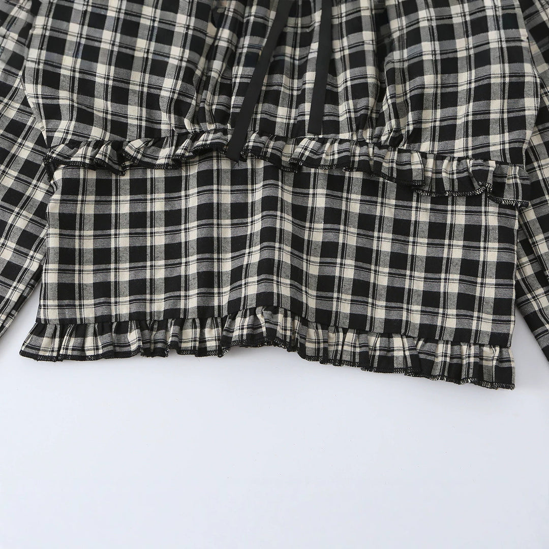 Damen Schulterfreies Karo-Cropped-Top mit Spitzenbesatz, geraffter Taille und Bindebändern Echoarchiv