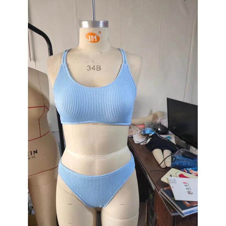 Damen Bikini-Set mit strukturierter Oberfläche und verstellbaren Trägern Echo Archiv