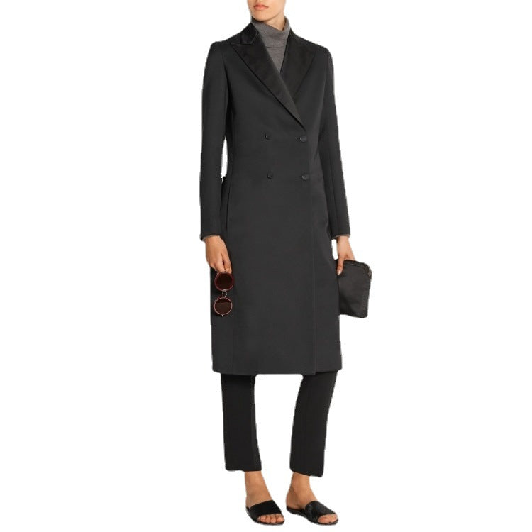 Damen taillierter Longcoat im Smoking‑Look mit Schalkragen Echoarchiv