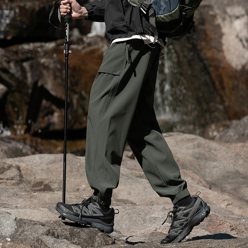 Herren Weite Relaxed-Cargo-Freizeithose mit Tunnelzugbund & Multifunktions‑Taschen Echoarchiv