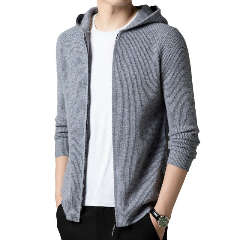 Herren Strickjacke mit Kapuze und modernen Akzenten Echoarchiv