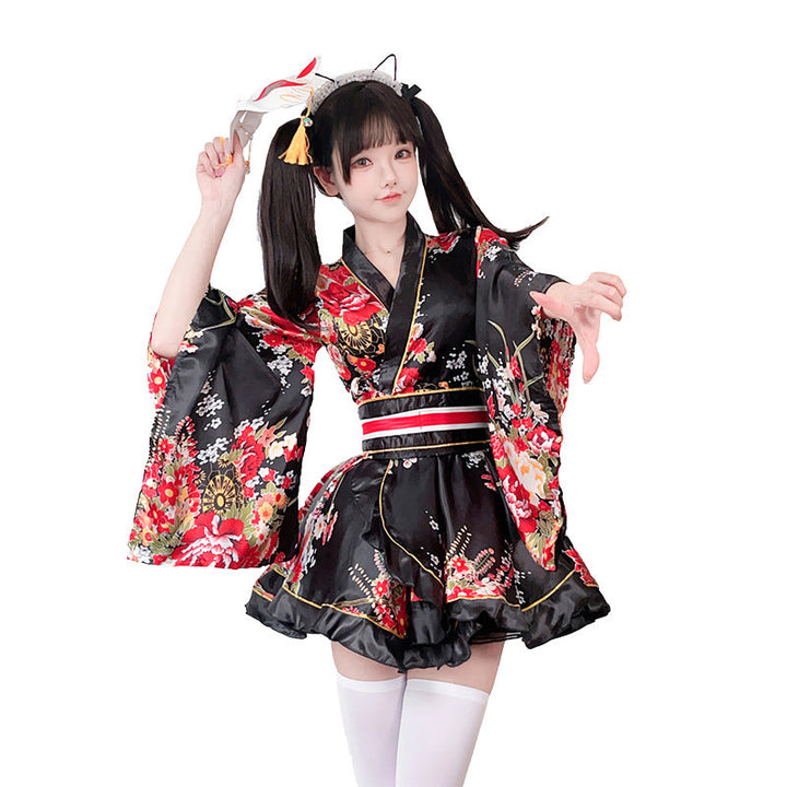 Damen Kimono Kleid mit einem verspielten Schnitt und floralen Akzenten Echo Archiv