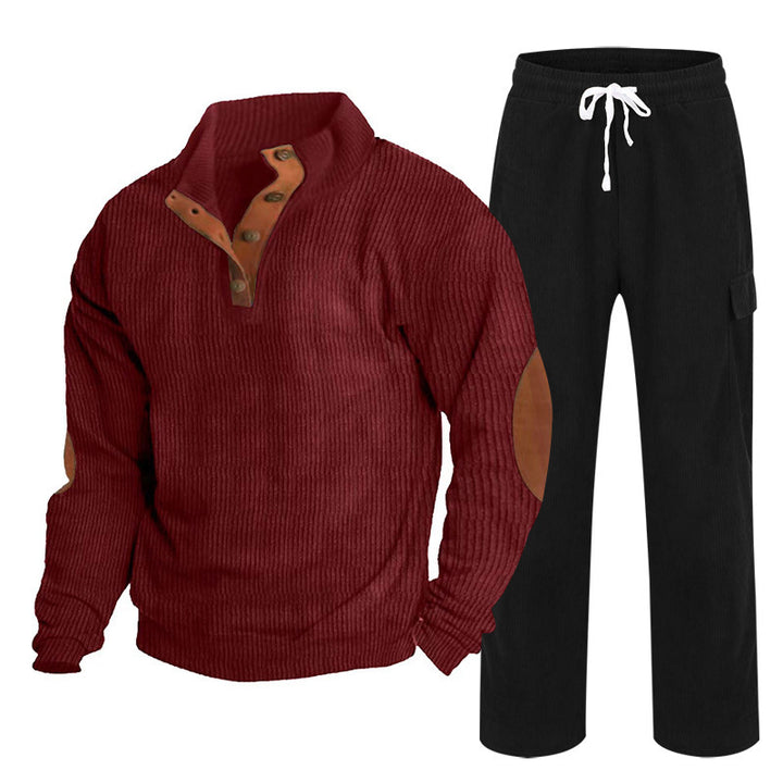 Herren nan strukturiertes Feinstrick-Halbknopf-Pullover und Feincord-Cargo-Zweiteiler Echo Archiv