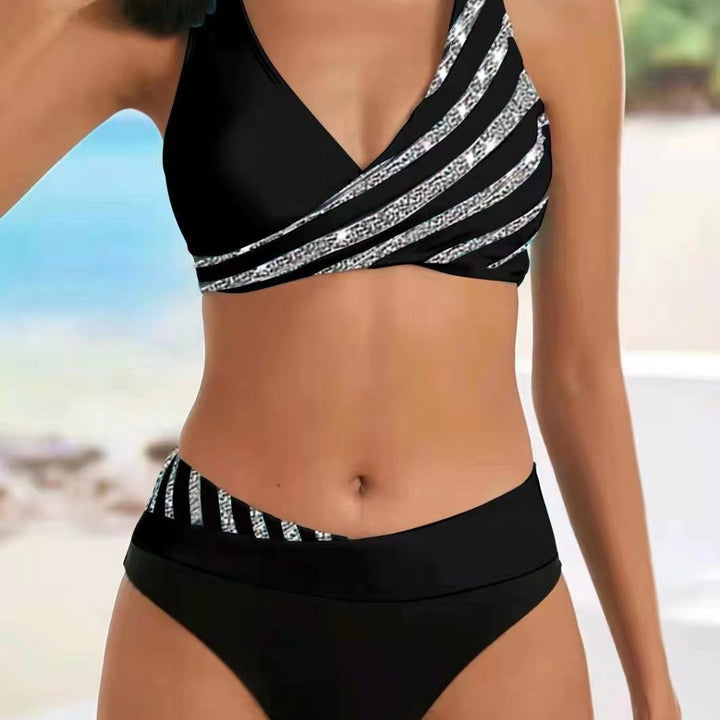 Damen Sportlicher Bikini mit modischem Wickeloberteil Echo Archiv