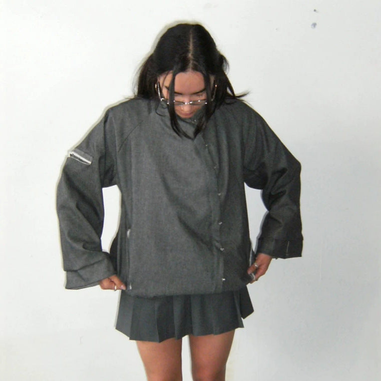 Damen Oversize-Boxy-Jacke mit asymmetrischem Druckknopfverschluss und Ärmeltasche Echoarchiv