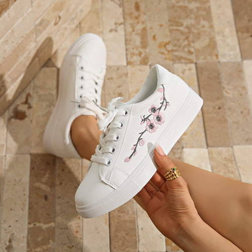 Damen Plateausneaker mit floraler Stickerei und gepolstertem Komfortfußbett – Névara