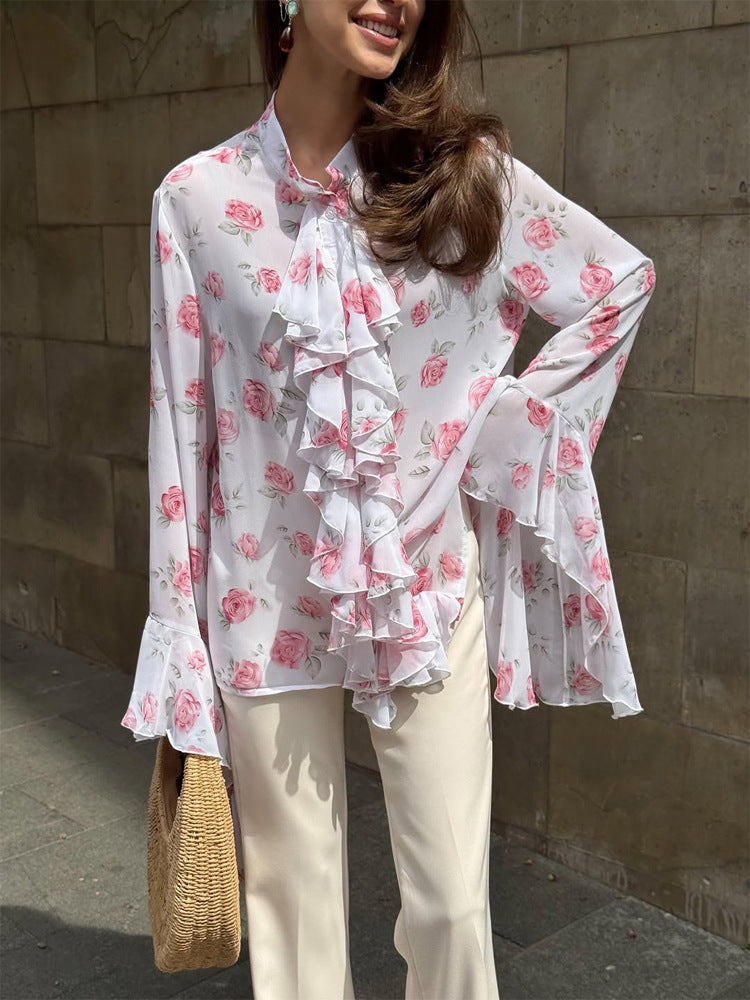 Damen Chiffon-Bluse mit Rosendruck, Volantstufen und Glockenärmeln Echoarchiv