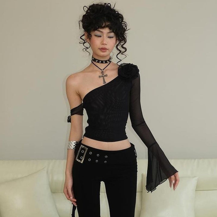 Damen Off-Shoulder Oberteil mit transparenten Ärmeln und dekorativen Akzenten Echo Archiv