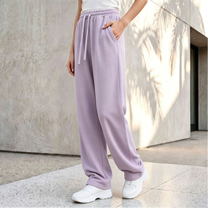 Damen nan weite Loungepalazzo-Hose mit hohem Komfortbund, Kordelzug, seitlichen Eingrifftaschen und dekorativer Seitennaht Echo Archiv
