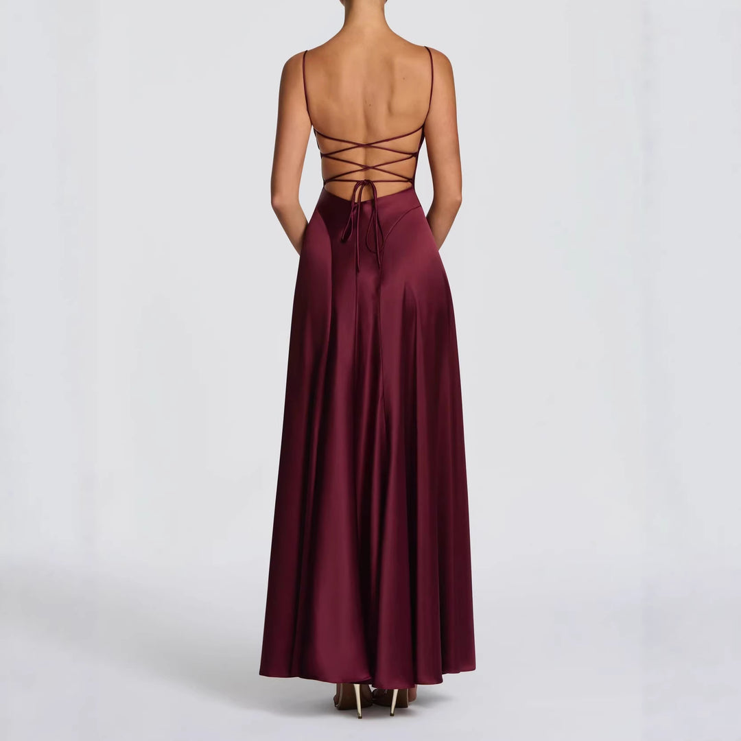 Damen Elegantes Maxi-Kleid mit fließendem Satin und verführerischem Spaghettiträger Echo Archiv