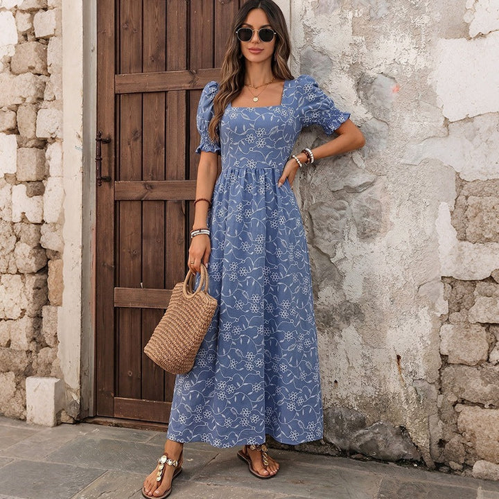 Damen Langes Leichtes Sommer-Maxikleid mit quadratischem Ausschnitt, Puffärmeln und floraler Stickoptik Echoarchiv