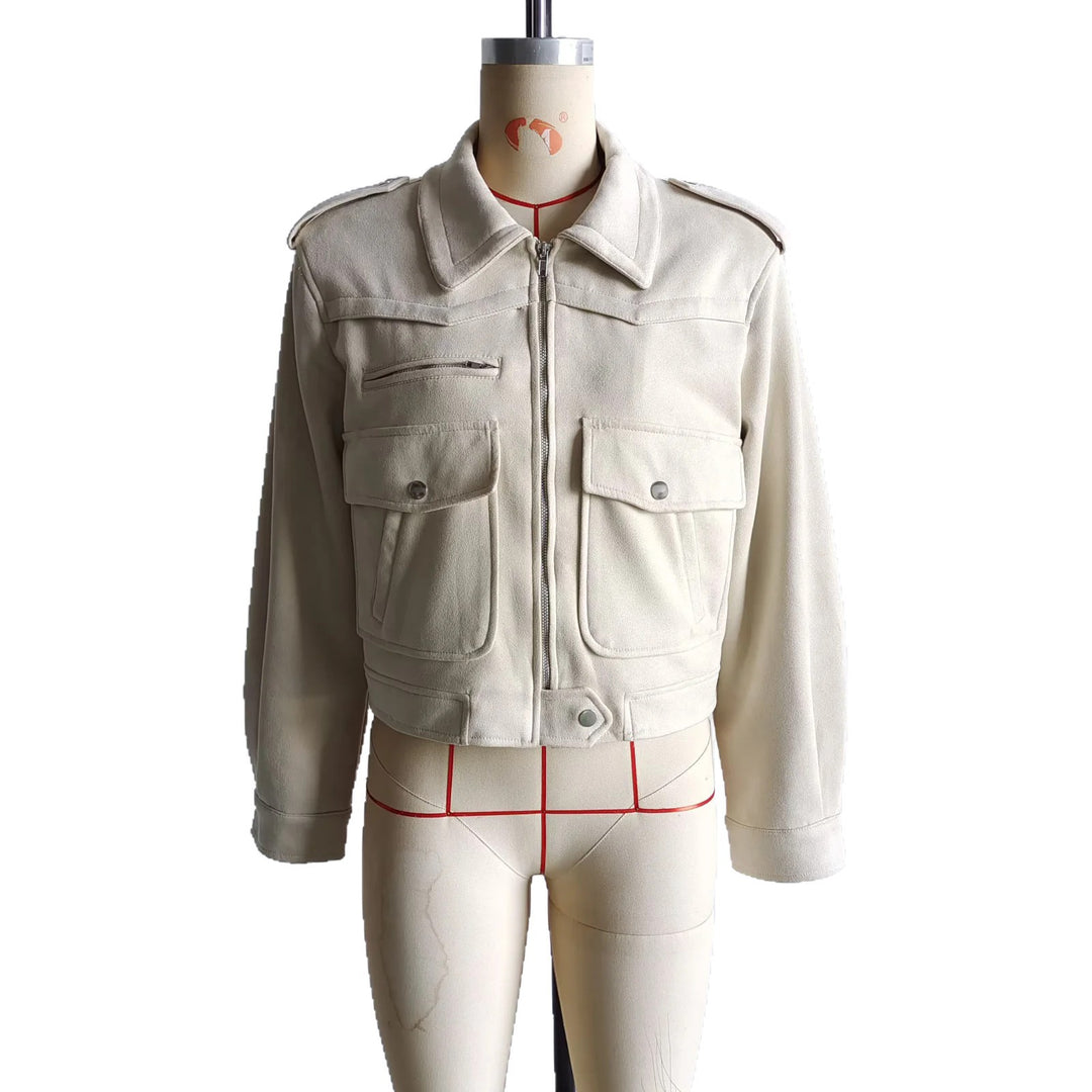 Damen cropped Fieldblouson mit Schulterklappen, großen Pattentaschen und mittiger Reißverschluss – Célinea