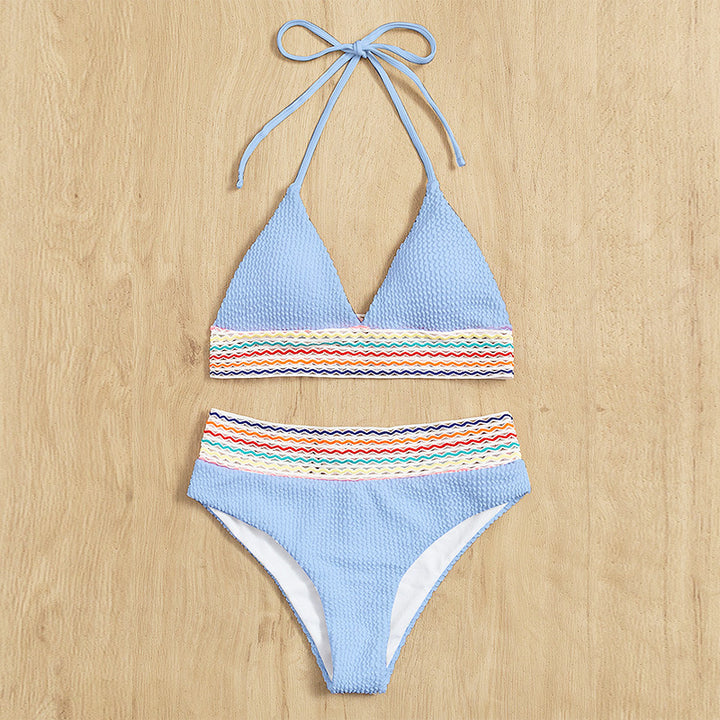 Damen Bikiniset mit hochgeschnittenem Höschen und buntem Wellenmuster Echo Archiv