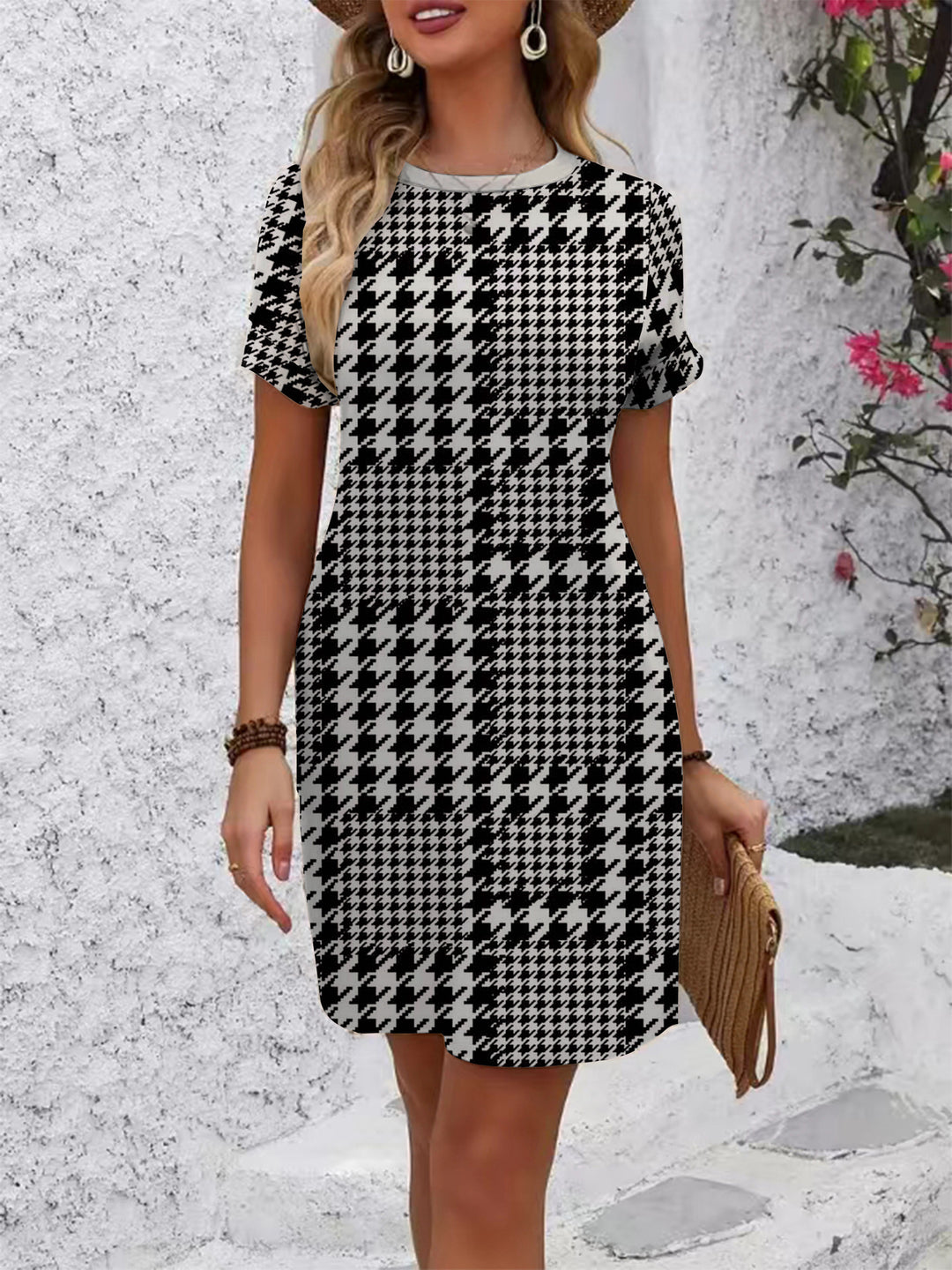 Damen lässiges Kurzarmkleid mit modernem Hahnentrittmuster und bequemer Passform Echo Archiv
