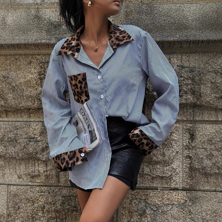 Damen Oversize-Hemdbluse mit Nadelstreifen und Leoprint-Details – Élovi