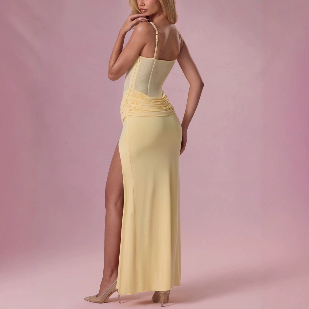 Damen Charmantes Maxikleid mit strukturierter Corsage und hohem Schlitz Echo Archiv