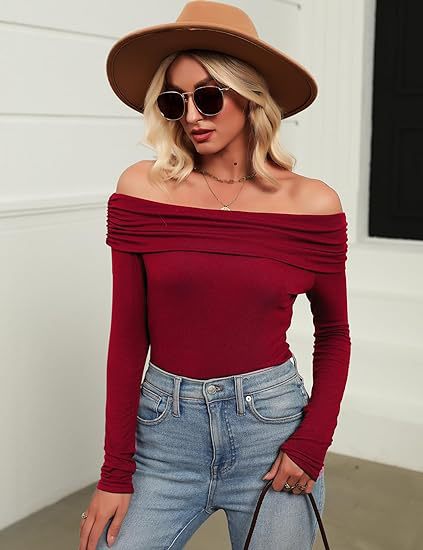Damen Figurbetontes Schulterfreies Langarm Feinstrickshirt mit Carmenausschnitt Echo Archiv