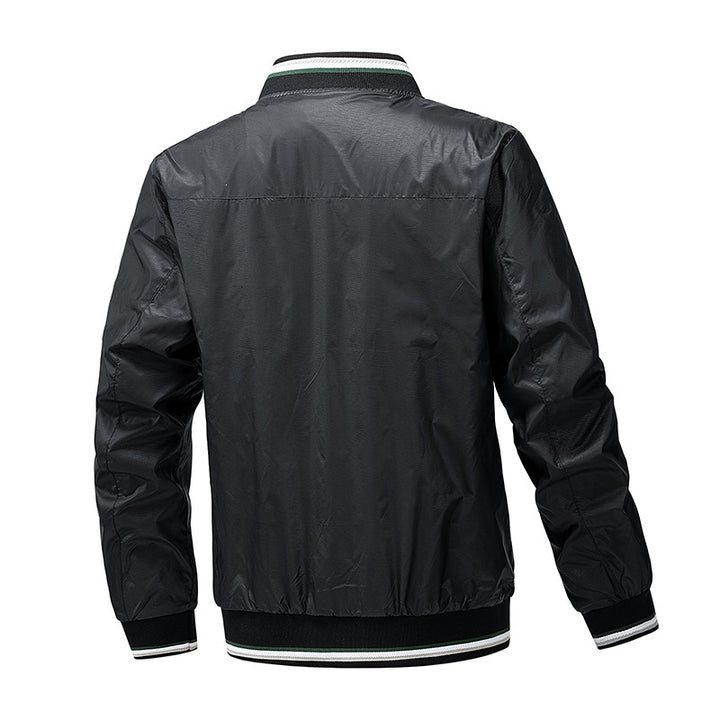 Herren Leichte wasserabweisende Kapuzen‑Windjacke mit Thermofutter & Brusttasche Echoarchiv