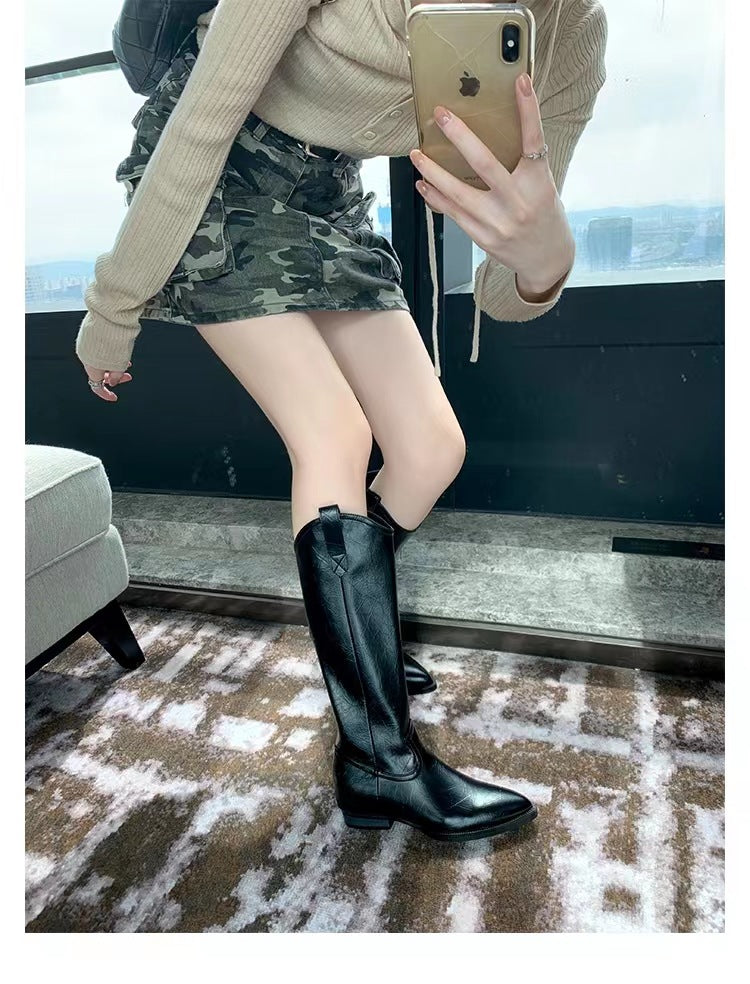 Damen Kniehohe Western‑Stiefel aus Glattleder mit spitzer Kappe und niedrigem Blockabsatz Echo Archiv