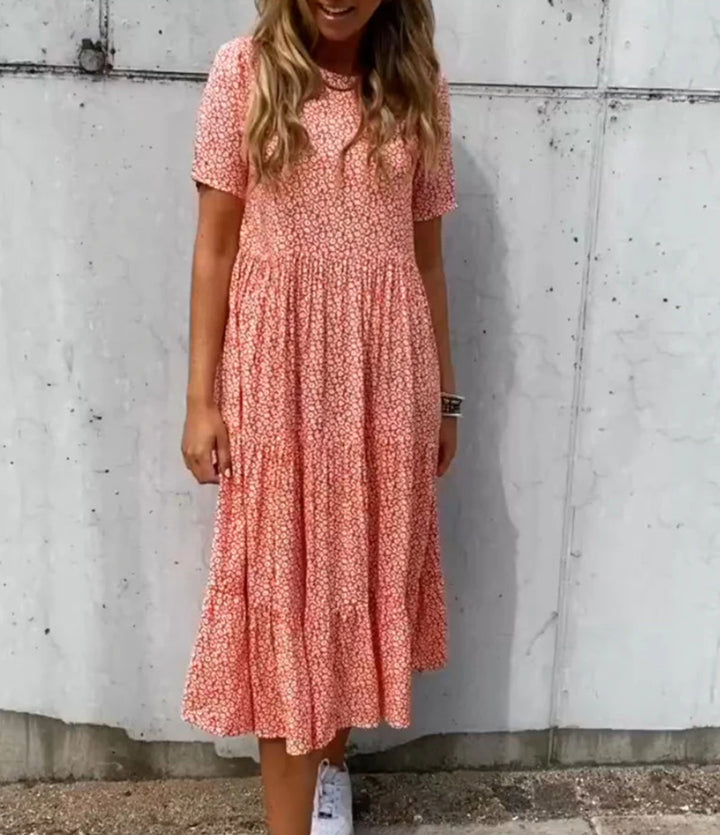 Damen nan leichtes Midikleid mit geraffter Taillenpartie, kurzen Ärmeln und mehrlagigem Stufenrock Echo Archiv
