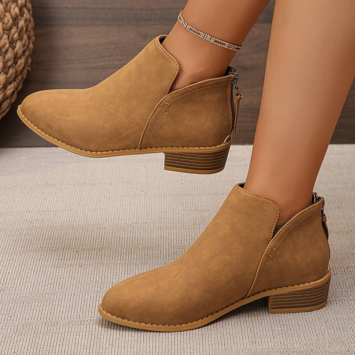 Damen Ankle-Boots mit hinterem Reißverschluss, schlanker Spitze und niedrigem Blockabsatz Echo Archiv
