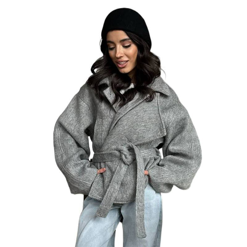 Damen Oversize Kurzmantel aus Wollmix mit Bindegürtel und Stehkragen Echoarchiv