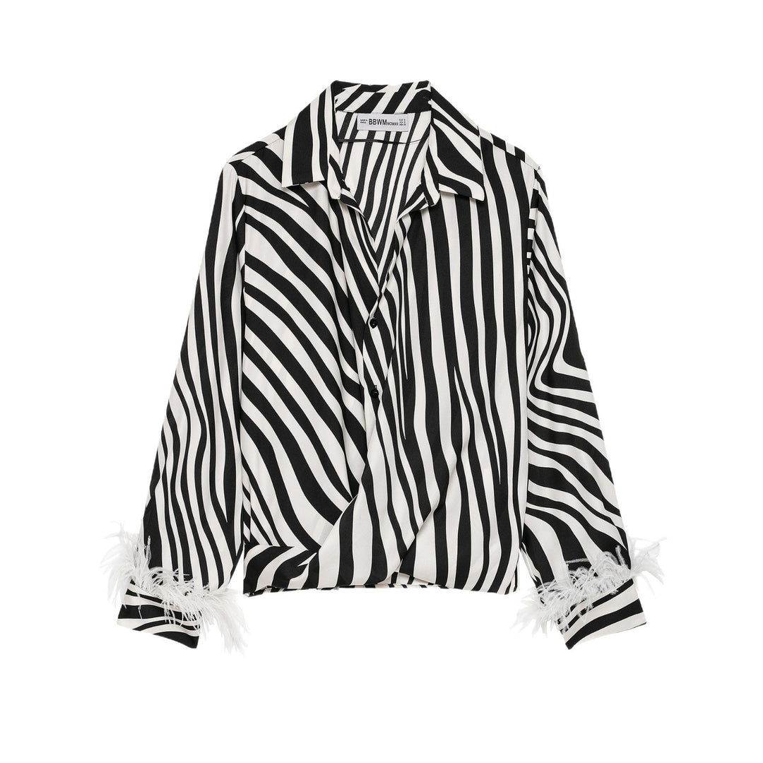 Damen Gestreifte Cropped-Bluse im Hemdstyle mit Federbesatz Echoarchiv