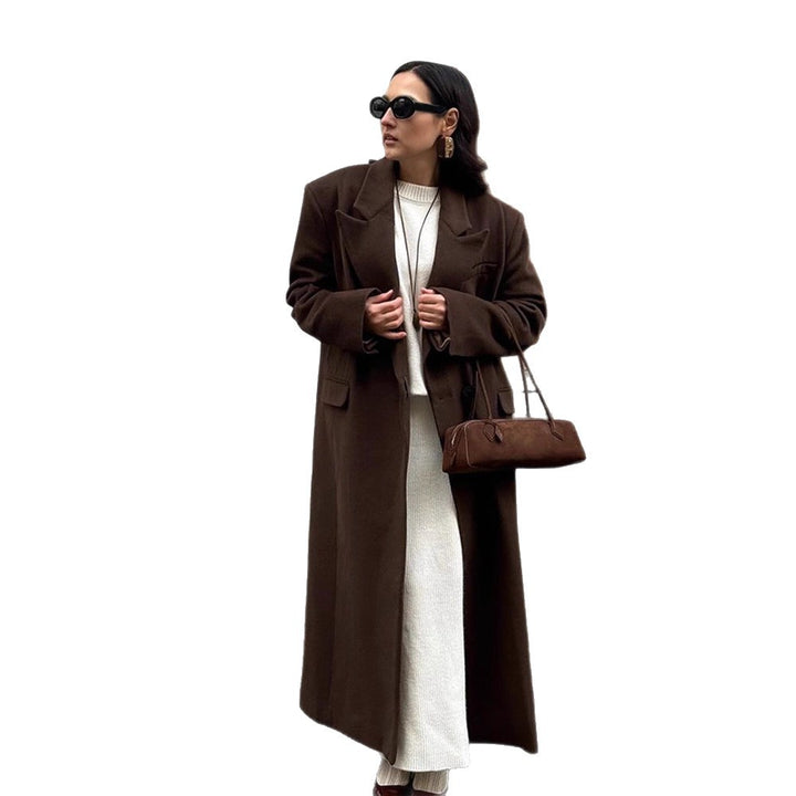 Damen Langmantel mit geradem Schnitt, kaschierendem Oversize-Revers und Eingrifftaschen Echoarchiv