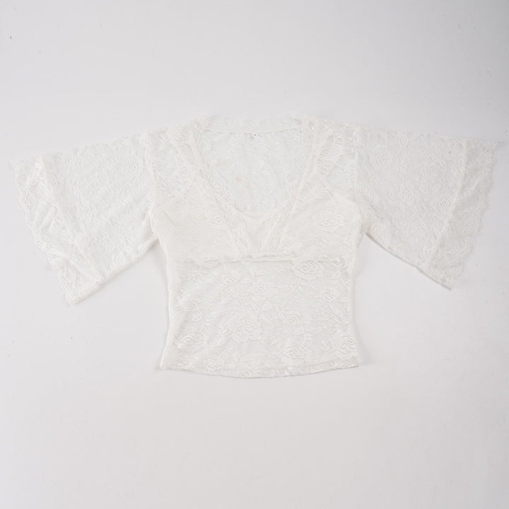 Damen Spitzenoberteil mit weitem Ärmel und romantischen Rüschendetails Echo Archiv