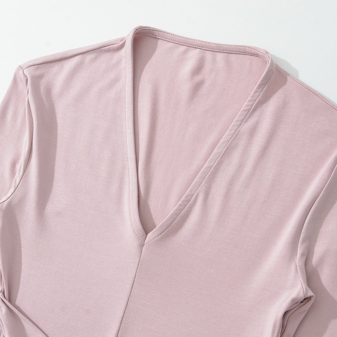 Damen V-Ausschnitt Maxi-Wickelkleid aus Jersey mit geraffter Taillenpartie Echoarchiv