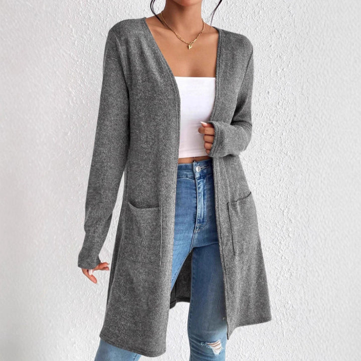 Damen offener Longcardigan mit aufgesetzten Taschen und weichem Feinstrick – Veloura