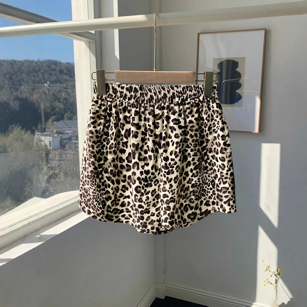 Damen Lockere Leoprint-Strandshorts Echo Archiv