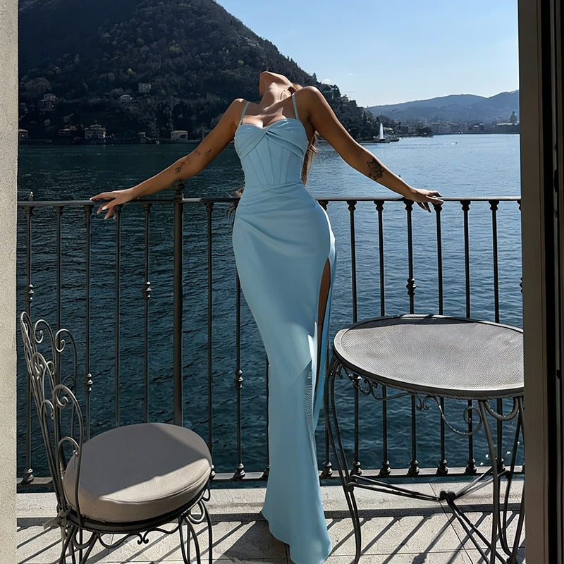 Damen Elegantes Abendkleid mit tiefem Schlitz und figurschmeichelndem Design Echo Archiv