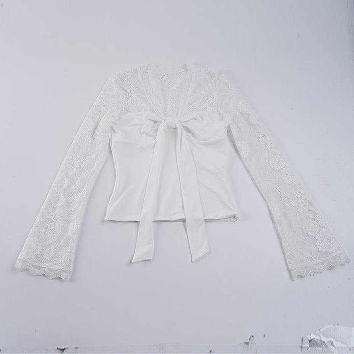 Damen-Spitzenoberteil mit dekorativem Bindeband und eleganten Rüschendetails Echo Archiv