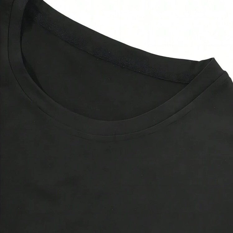 Damen T-Shirt mit kreativem Schriftzug im modernen Graffiti-Stil Echo Archiv