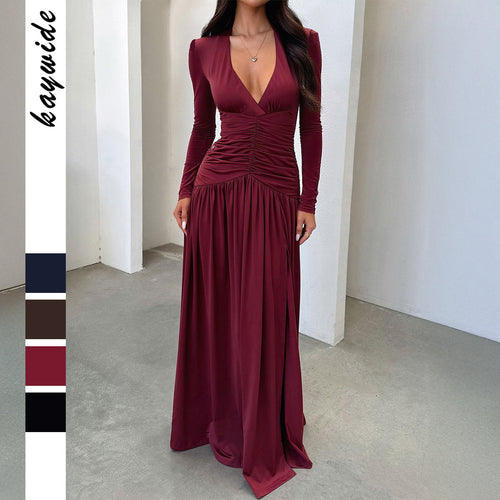 Damen nan elegantes Abendkleid mit gerafftem Wickeloberteil, hohem Beinschlitz und Samtärmeln Echo Archiv