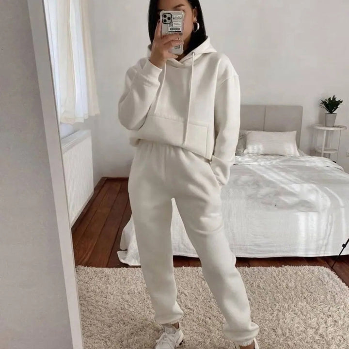 Damen nan kuscheliger Oversize-Kapuzenpullover und Highwaist-Jogginghose Set Echo Archiv