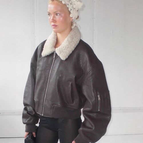 Damen Oversized Fliegerjacke im Biker-Bomber-Stil mit Teddykragen Echoarchiv