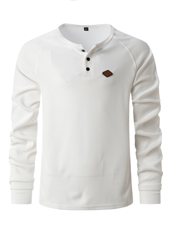 Herren Langarm-Henley-Shirt mit strukturiertem Gewebe und modischen Knopfdetails Echoarchiv
