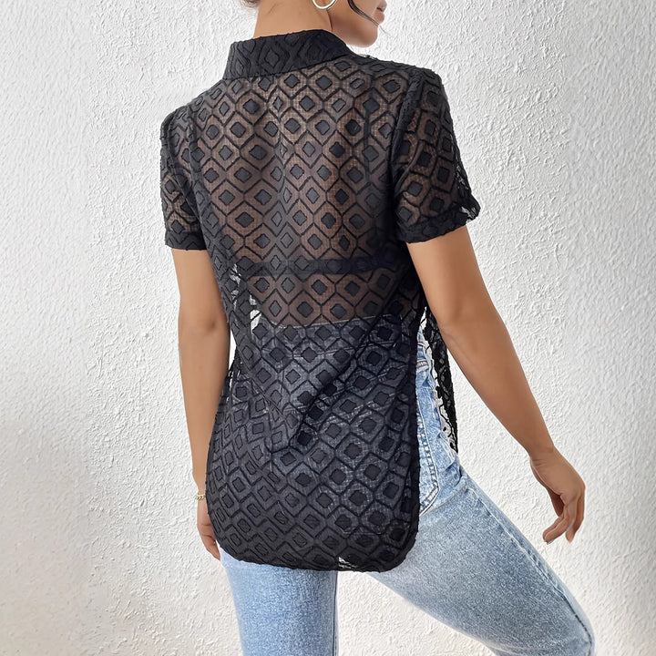 Damen nan taillierte bauchfreie Kurzbluse aus Ajour-Mesh mit Hemdkragen und Knotendetail Echo Archiv