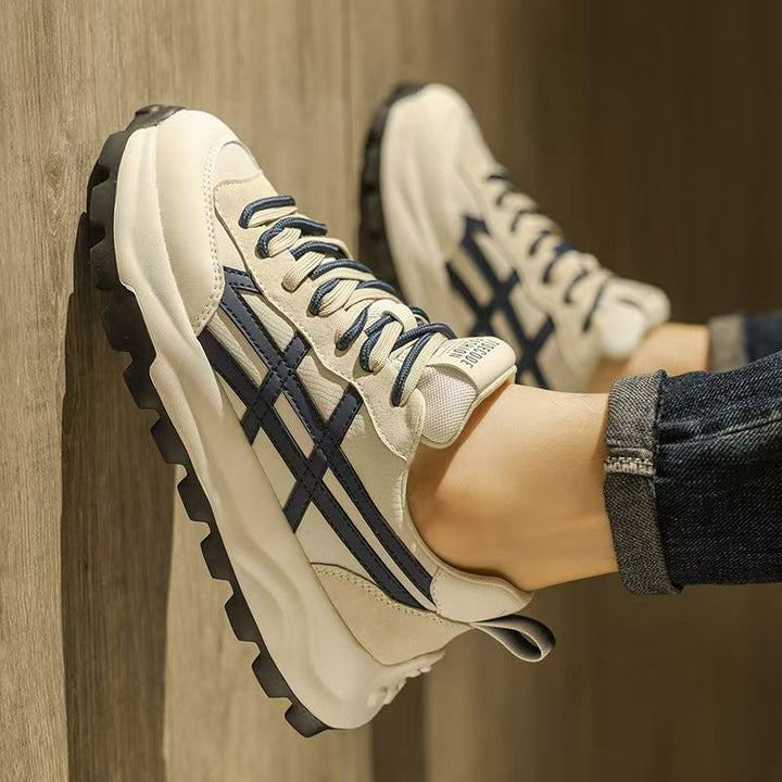 Damen komfortable Sport Sneakers mit rutschfester Sohle und atmungsaktivem Obermaterial Echo Archiv