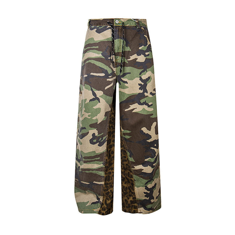 Damen Weite Cargo-Culottehose mit Camouflage-Print und Leoparden-Detail Echoarchiv