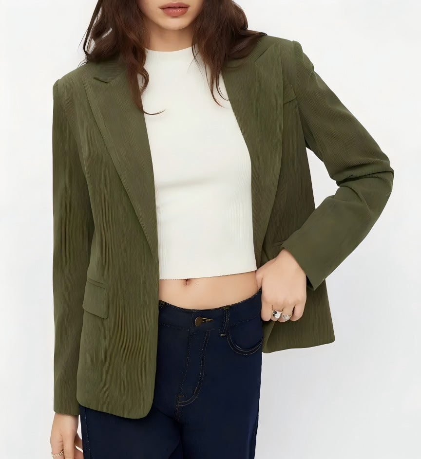 Damen Kord-Blazer mit schmaler Silhouette, schmalem Revers und Pattentaschen – Valéne