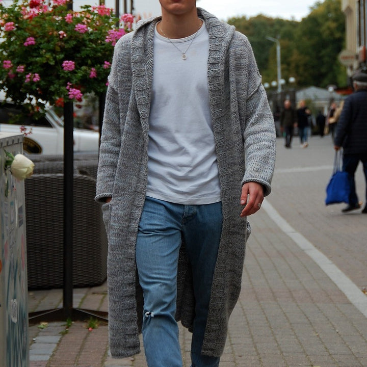 Herren Langer Strickmantel mit modernem Design und lässigen Details Echoarchiv