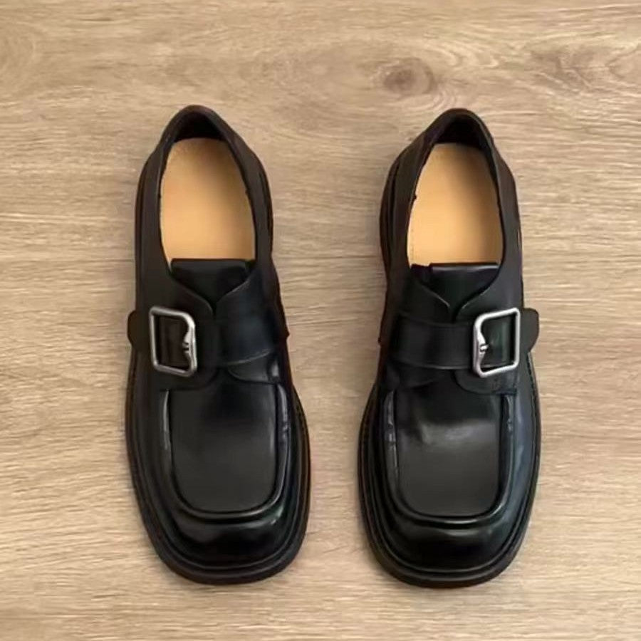Damen Schnallen‑Loafer mit quadratischer Kappe und markanter Plateausohle Echo Archiv